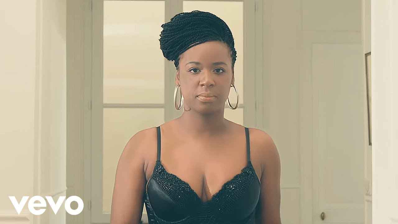 “Marriage isn’t an end in itself… Flee at the first sign of violence”, this advice from Charlotte Dipanda