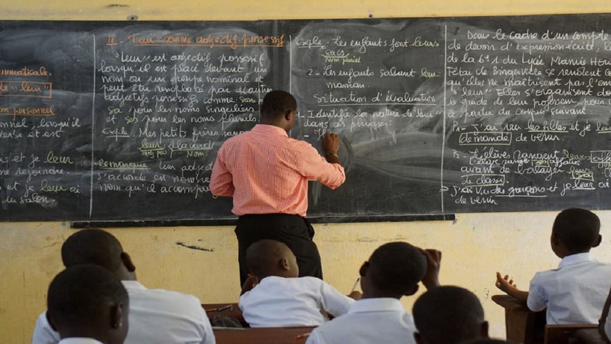 Benin: 1,200 new AMEs deployed in secondary education
