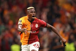 Manchester United: Patrice Evra advocates for the arrival of Victor Osimhen