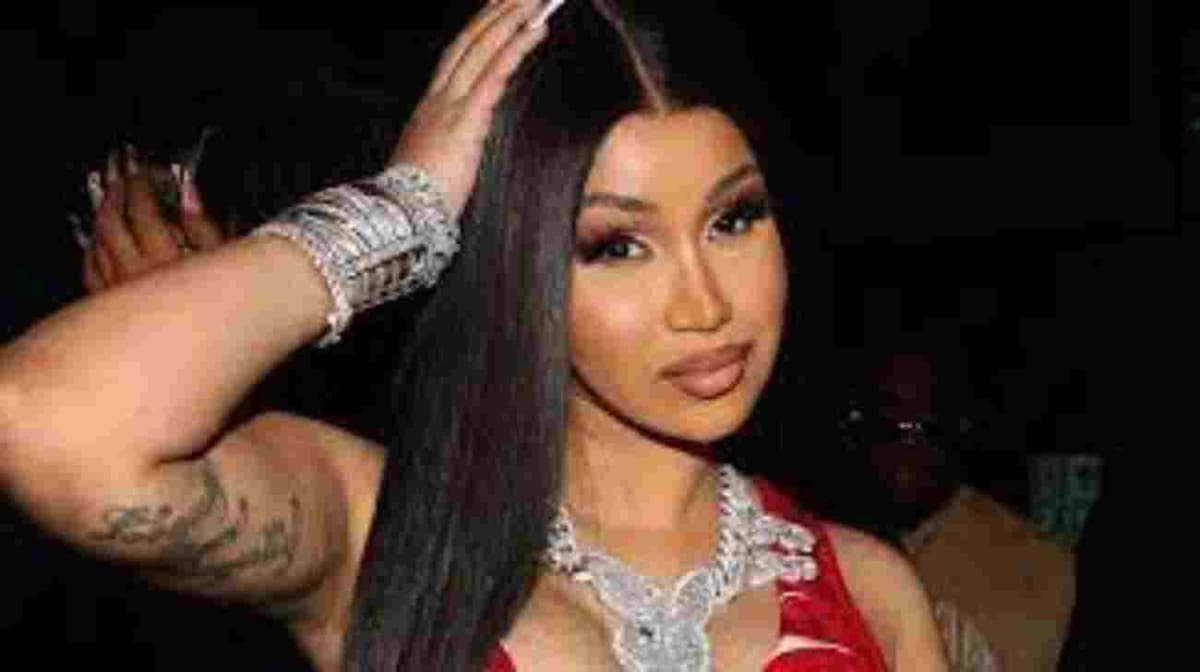 Stolen credit card: Cardi B threatens suspects with lawsuits
