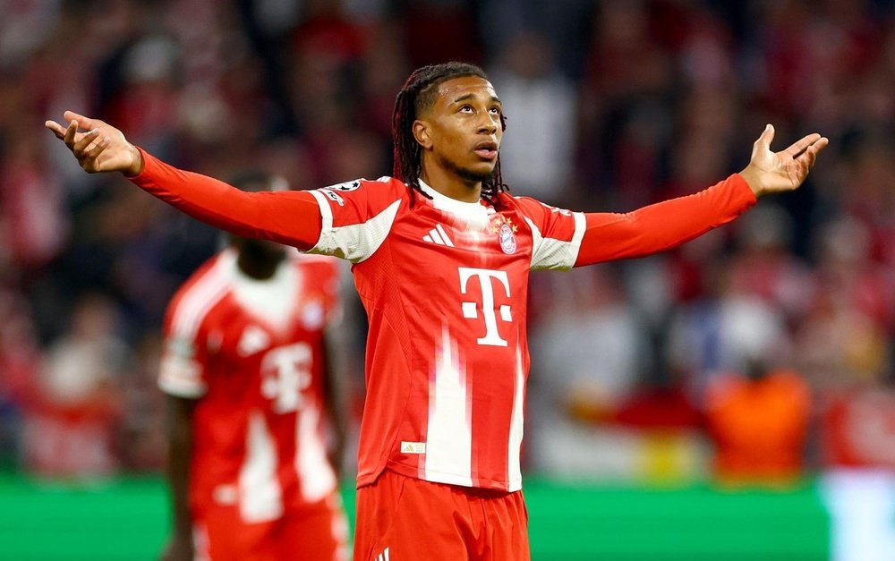 Oliver Kahn sees Michael Olise winning the Ballon d’Or 2026.
