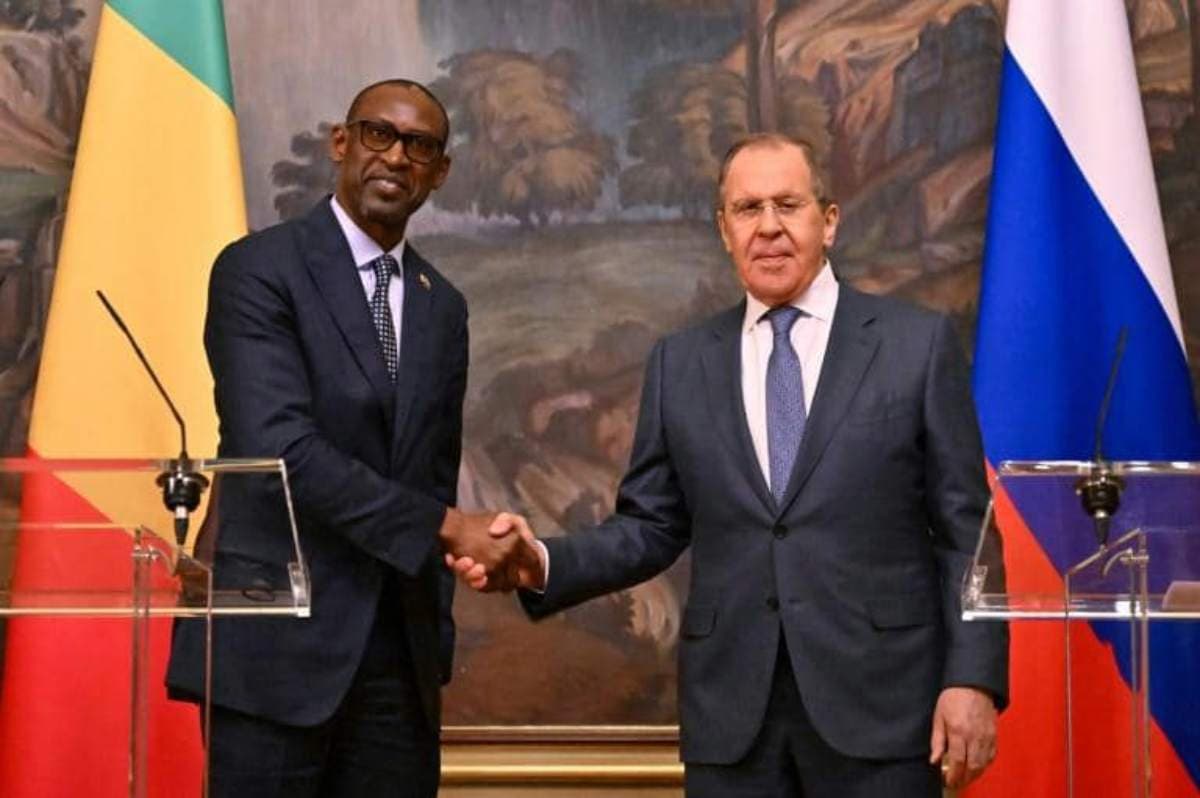 « Retour à la pensée coloniale »: Serge௠Lavrov dénonce l’attitude de la France à l’égard du Mali
