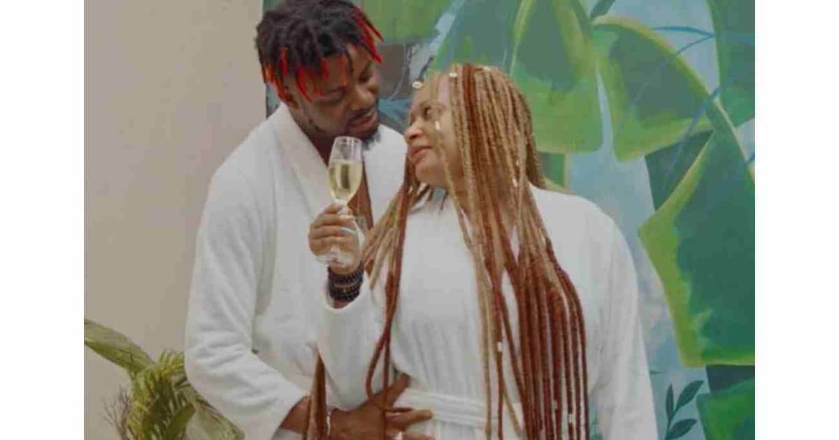 Emma Dobré: les prémices d’une relation amoureuse entre la productrice et Amaral Fofana