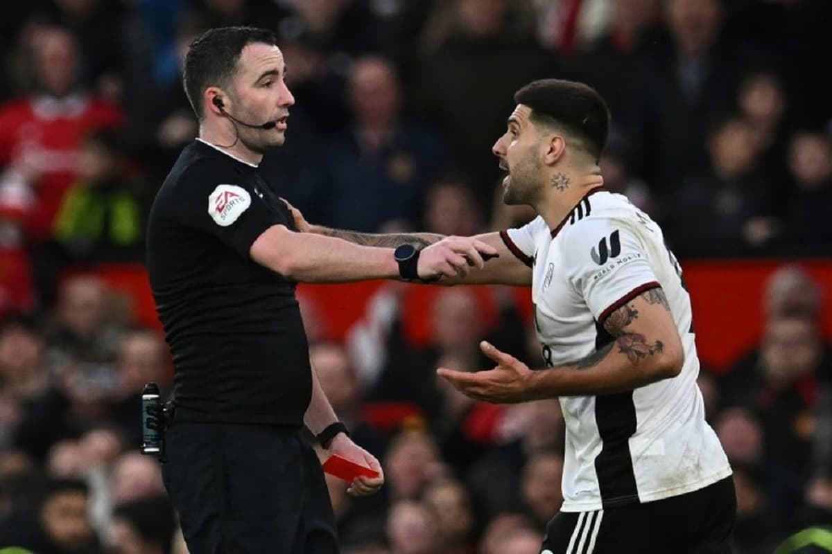 Premier League: Mitrovic suspendu 8 matchs pour avoir insulté un arbitre