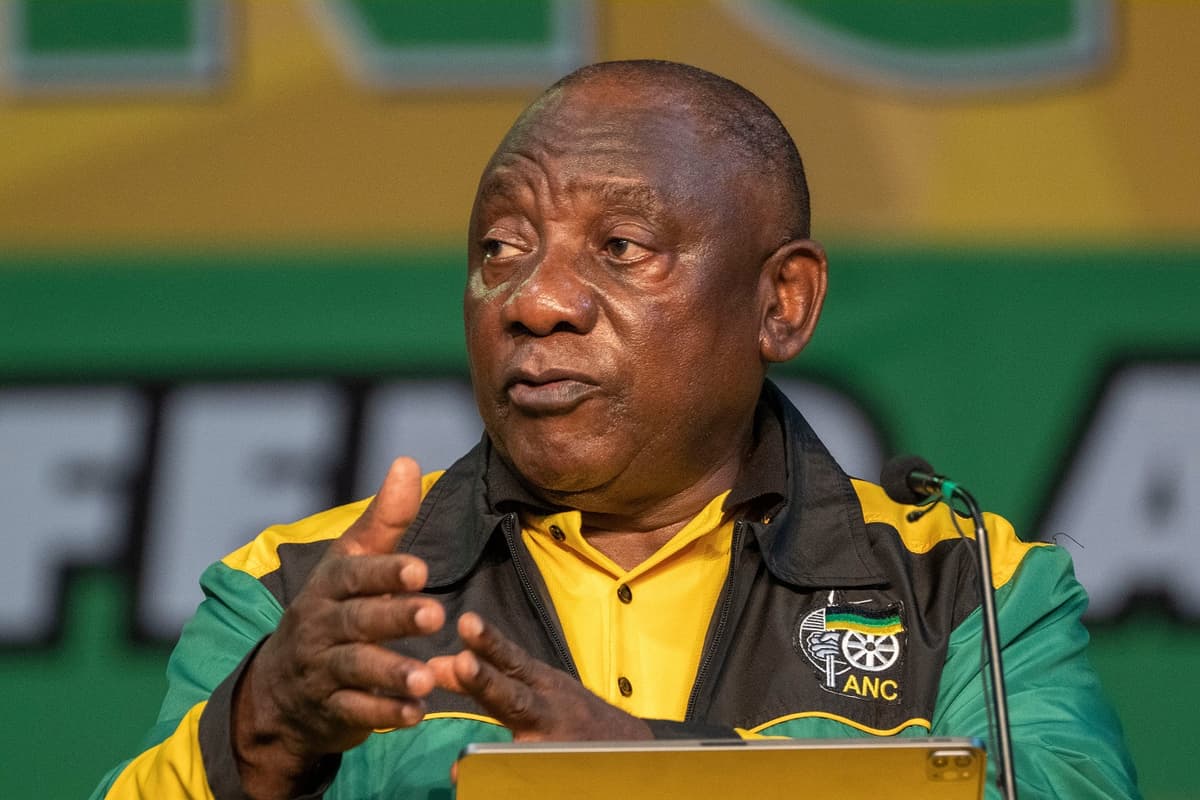 Afrique du Sud : Cyril Ramaphosa présente son gouvernement de coalition