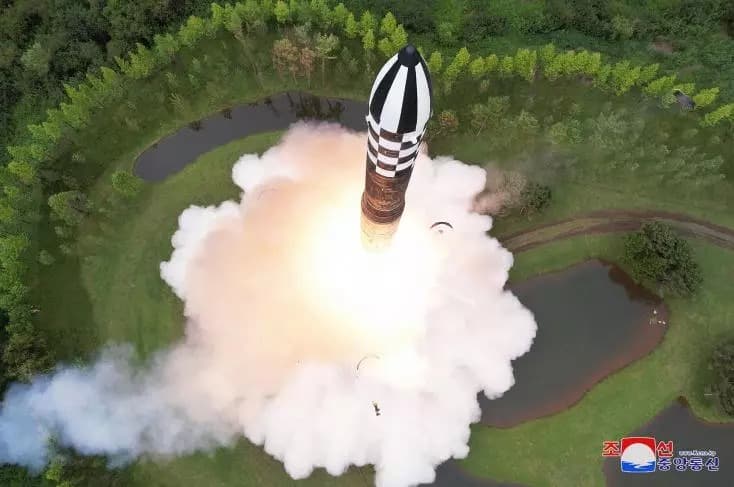 La Corée du Nord tire « un projectile non identifié »