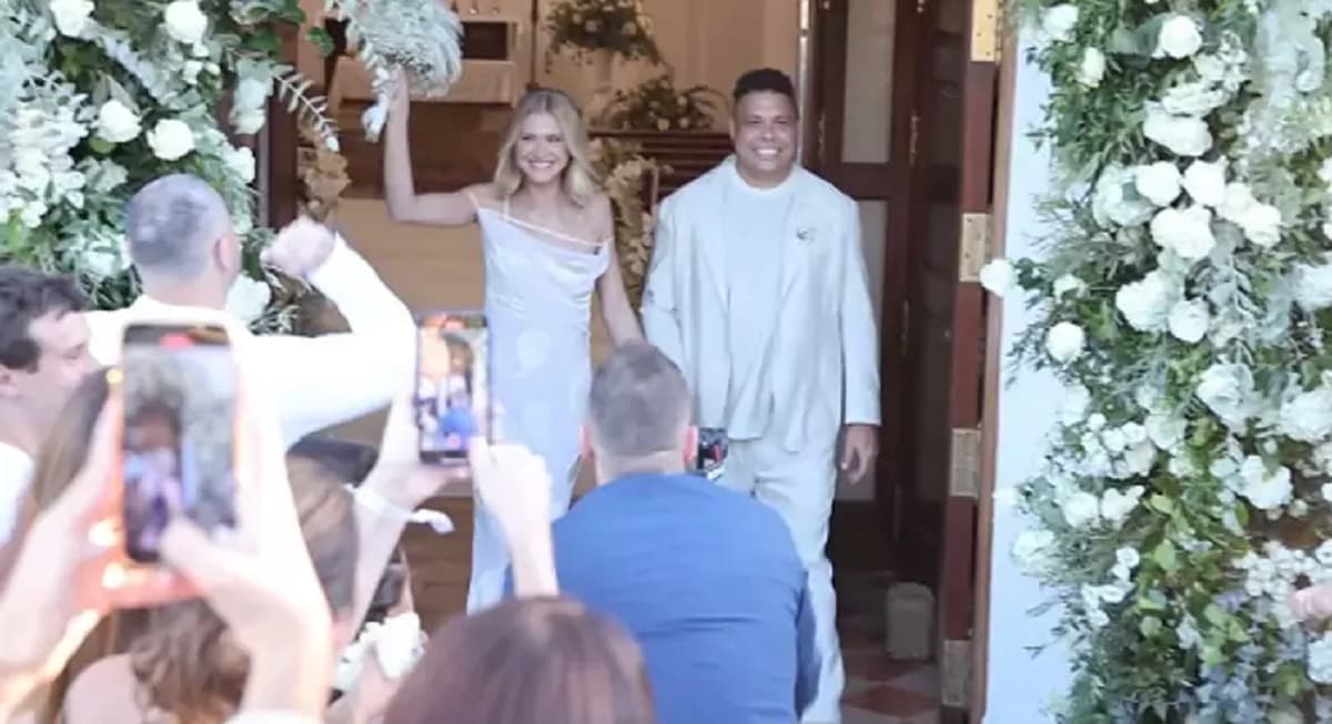 Carnet rose: Ronaldo se marie pour la troisième fois avec un mannequin de 13 ans son cadet