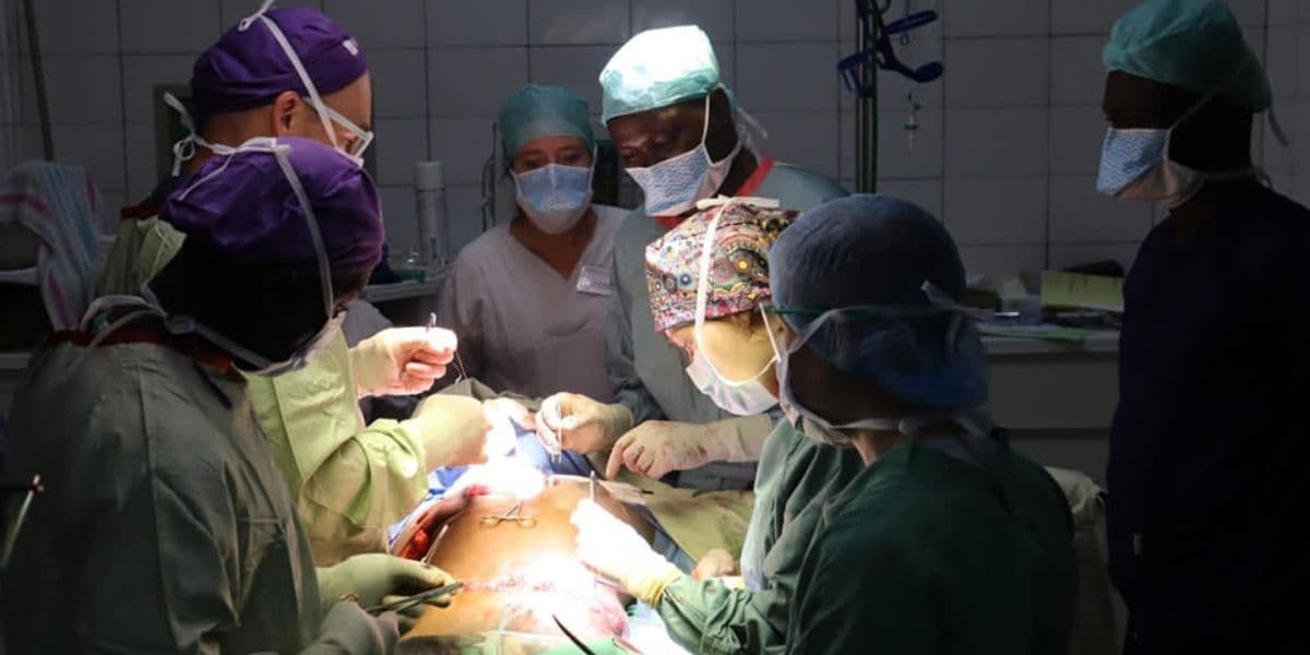 Burkina Faso : succès de la première reconstruction mammaire par greffon