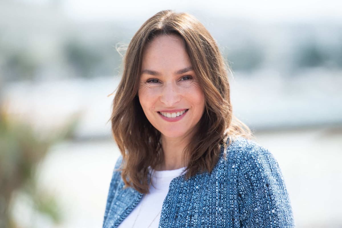 Jean-Luc Reichmann accueille Vanessa Demouy qui a vécu le pire