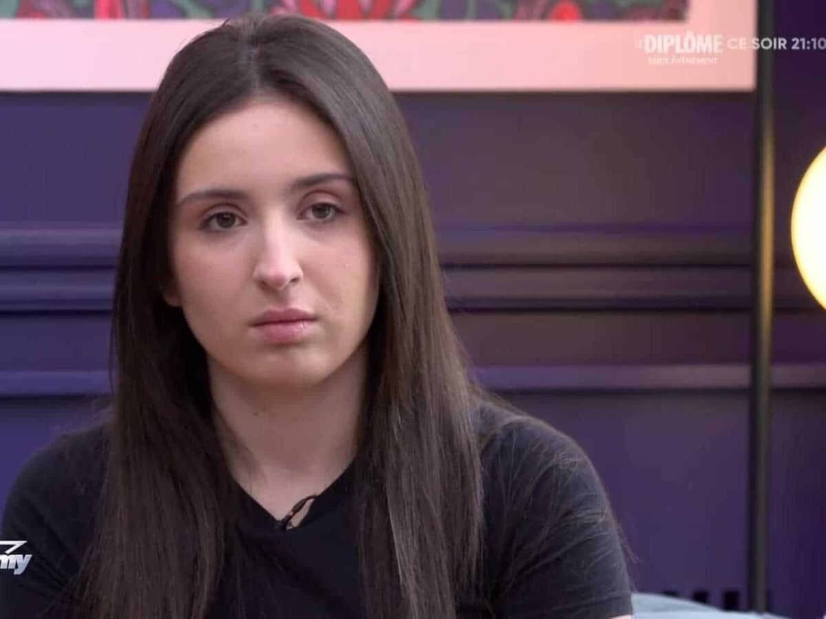 Ambre (Star Academy) critiquée par une prof pour « pas de personnalité »