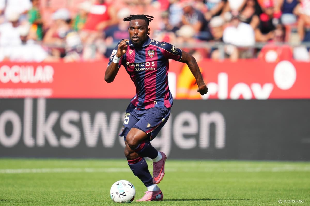 Goduine Koyalipou rejoint le SCO d’Angers