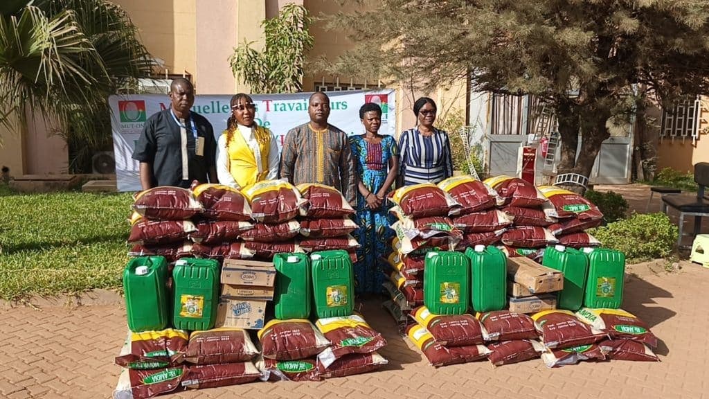 Burkina Faso : L’Office national d’identification (ONI) offre des vivres et non vivres aux veuves et orphelins des combattants tombés au front