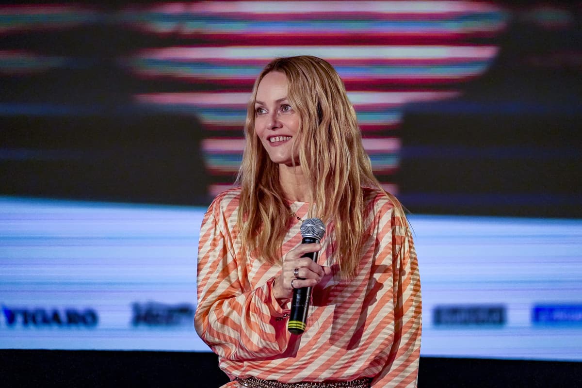 Vanessa Paradis : son moulin familial vendu au rabais