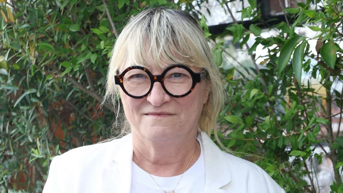 Béatrice Dalle « sans thune ni appart », Christine Bravo : « C’est indécent, inaudible »