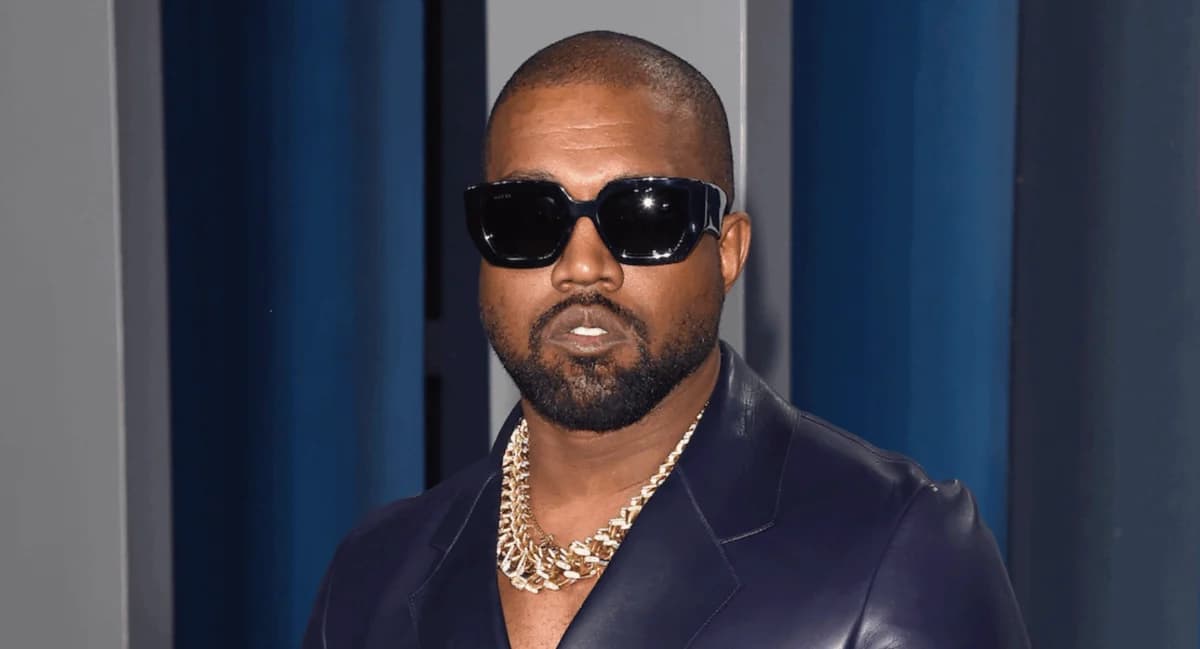 Kanye West présente des excuses après ses propos antisémites