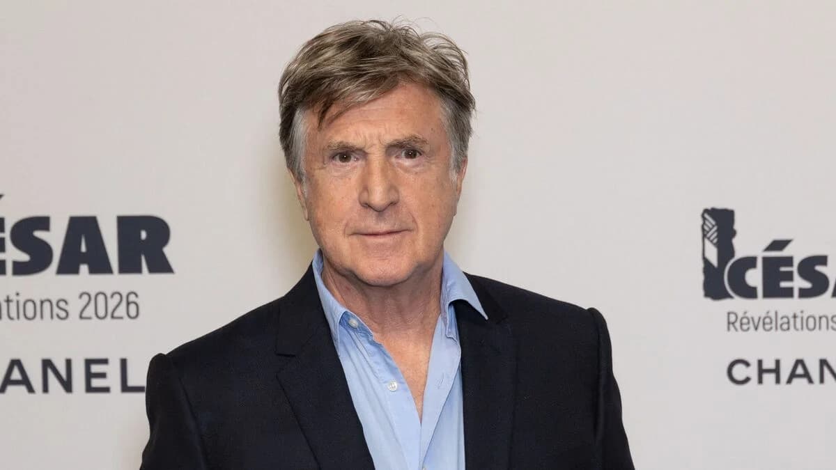 La formule « des cons et des mégalos » attribuée à une personnalité people