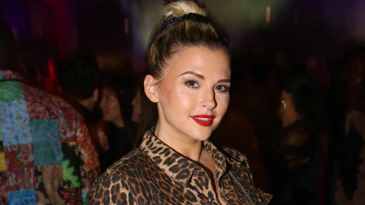 Kelly Vedovelli bientôt maman à 35 ans : visite de l’appartement où elle élèvera son enfant