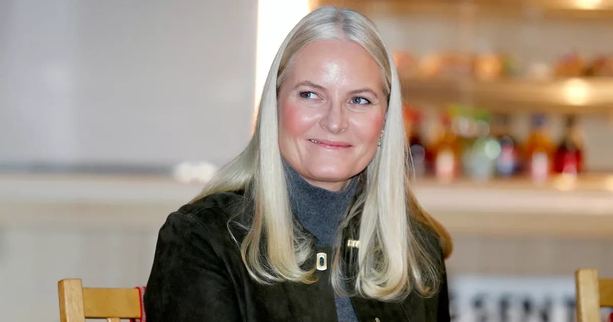 Mette-Marit de Norvège : des courriels révèlent son absence à Oude Loo et le « mariage ennuyeux » au Luxembourg