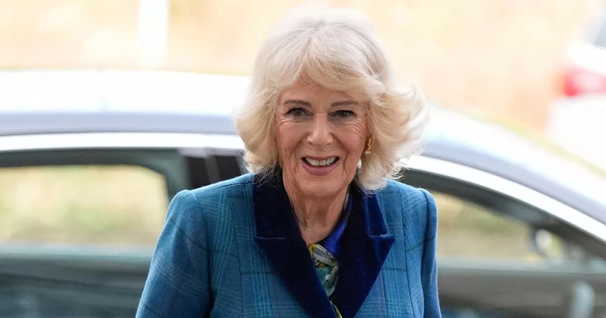 Gisèle Pelicot répond à la reine Camilla en lui dédicaçant son livre