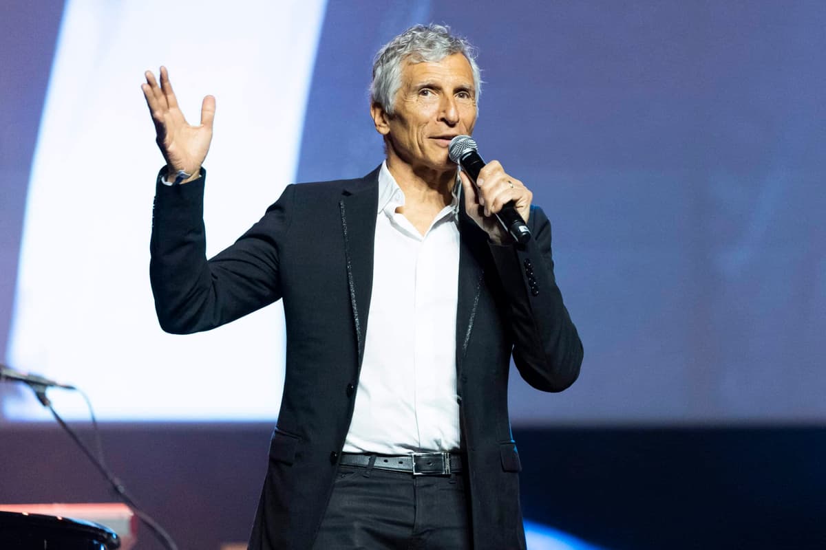 Nagui se paie Louis Bertignac