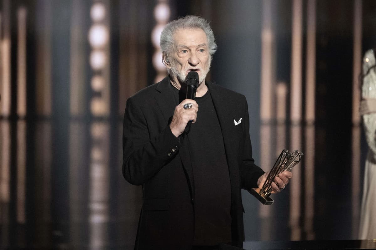 Eddy Mitchell : la veuve du compositeur de « Menthe à l’eau » porte plainte