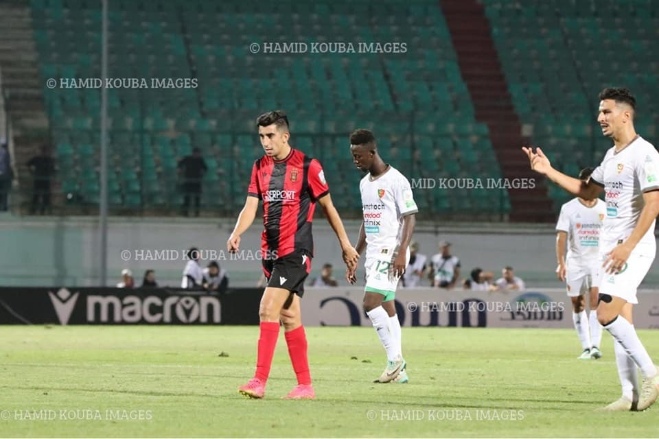 Djoliba 0-0 USM Alger à la 80e minute