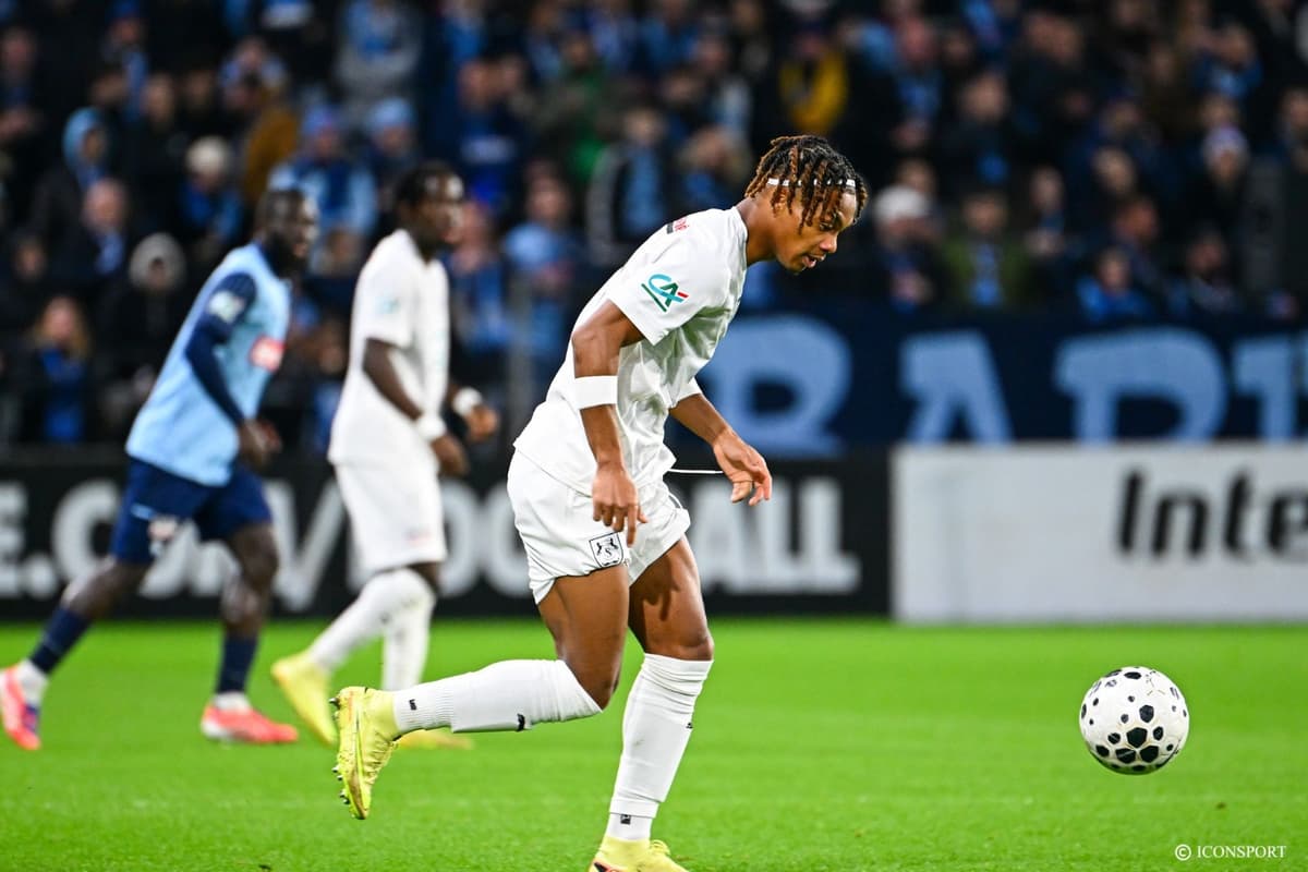 Junior Fofana reste à Amiens en Ligue 2 BKT