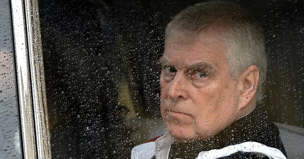 Le prince Andrew : les enquêteurs s’intéressent de près à son cas