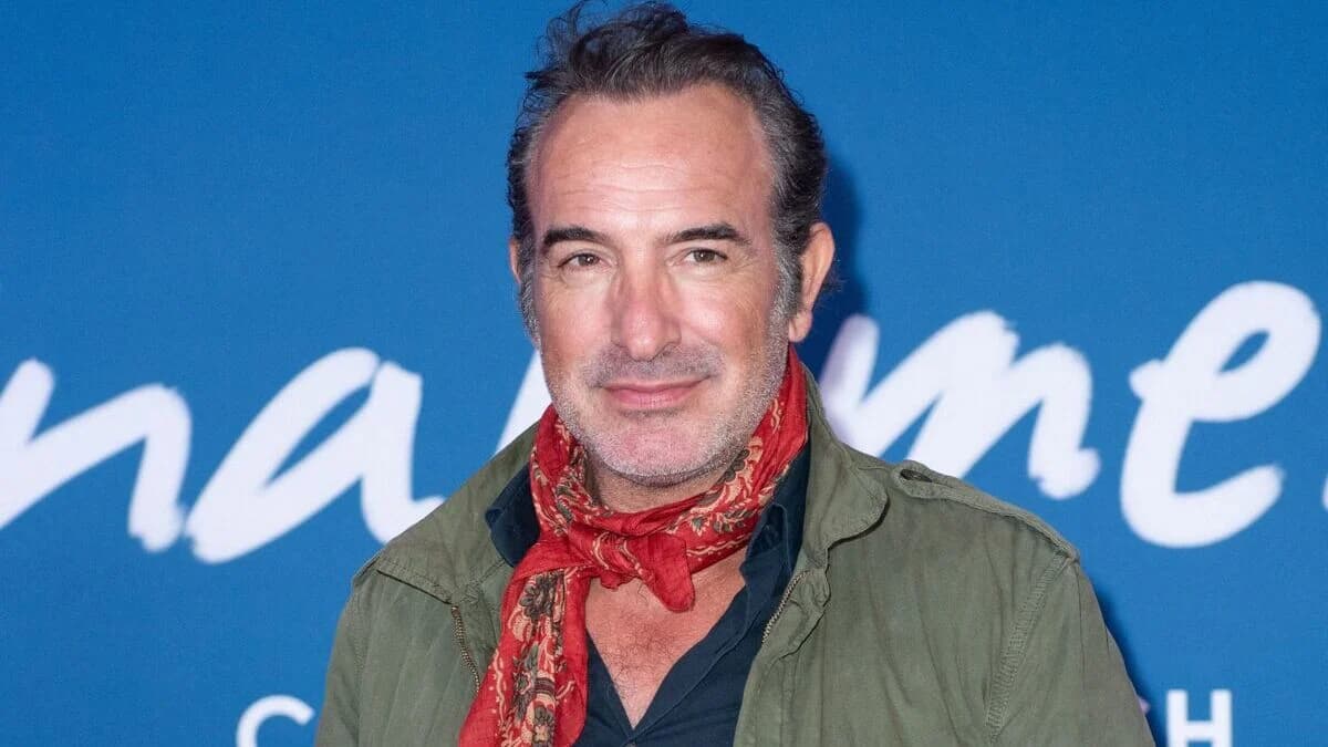 Jean Dujardin sur ses « jeux dangereux » avec Alexandra Lamy : « On n’arrivait pas à se séparer »