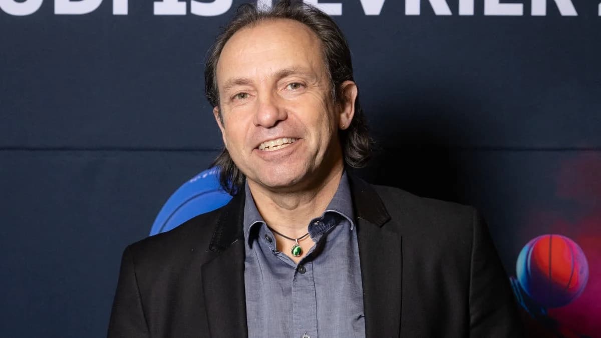 Philippe Candeloro : « Ici, c’est une maladie aujourd’hui d’être… »