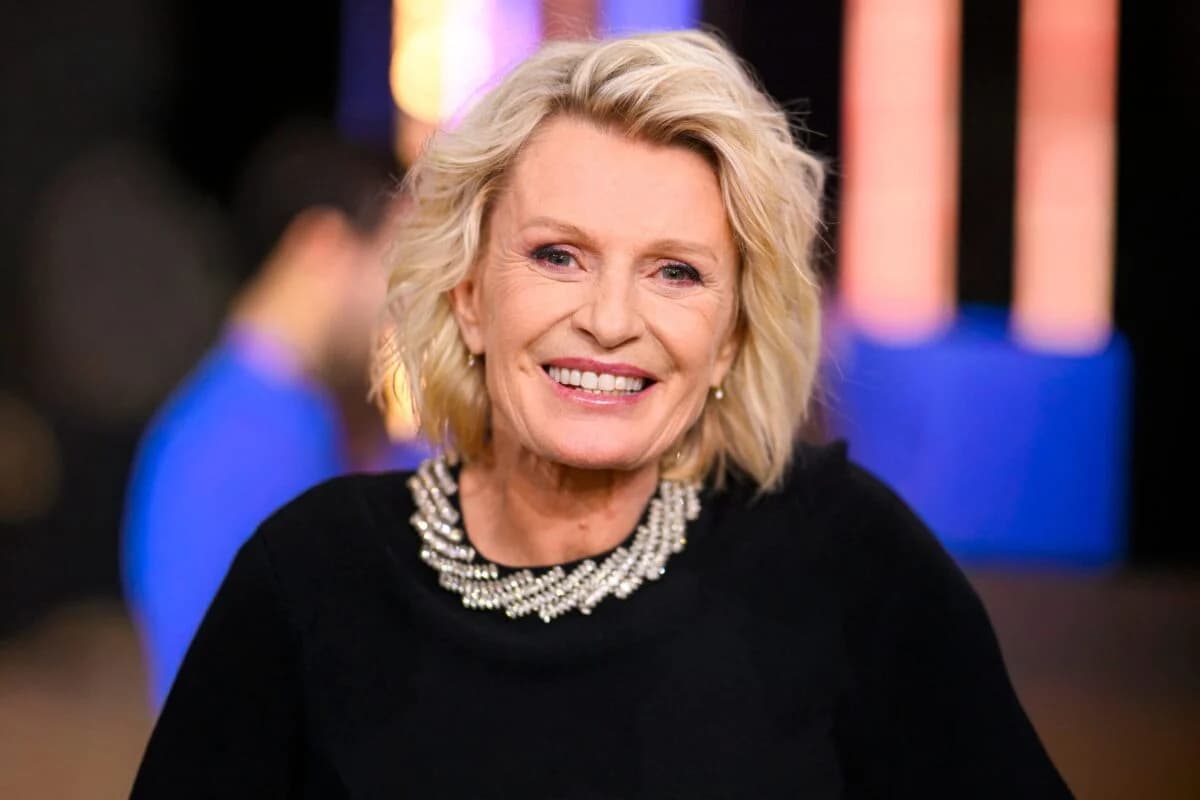 Sophie Davant : à 62 ans elle assume aimer séduire les femmes