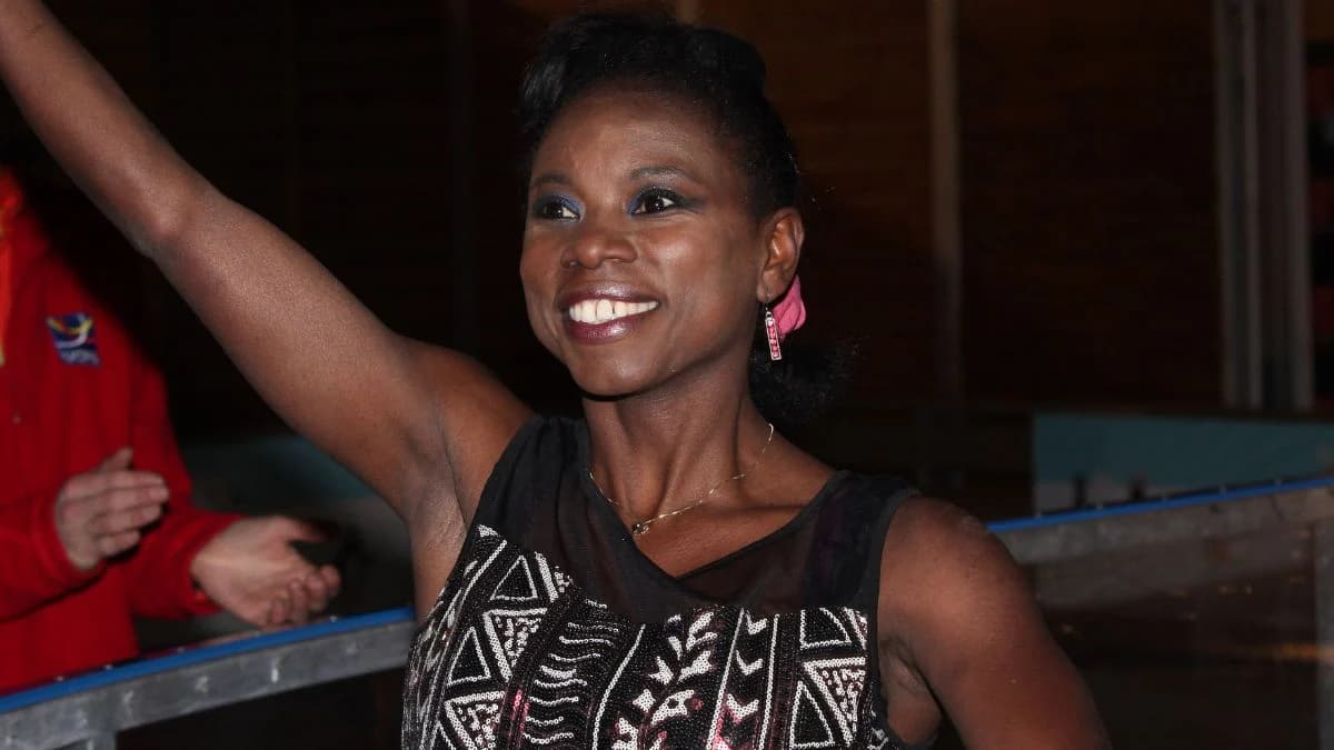 Surya Bonaly juge ridicule d’être rejetée à 19 ans
