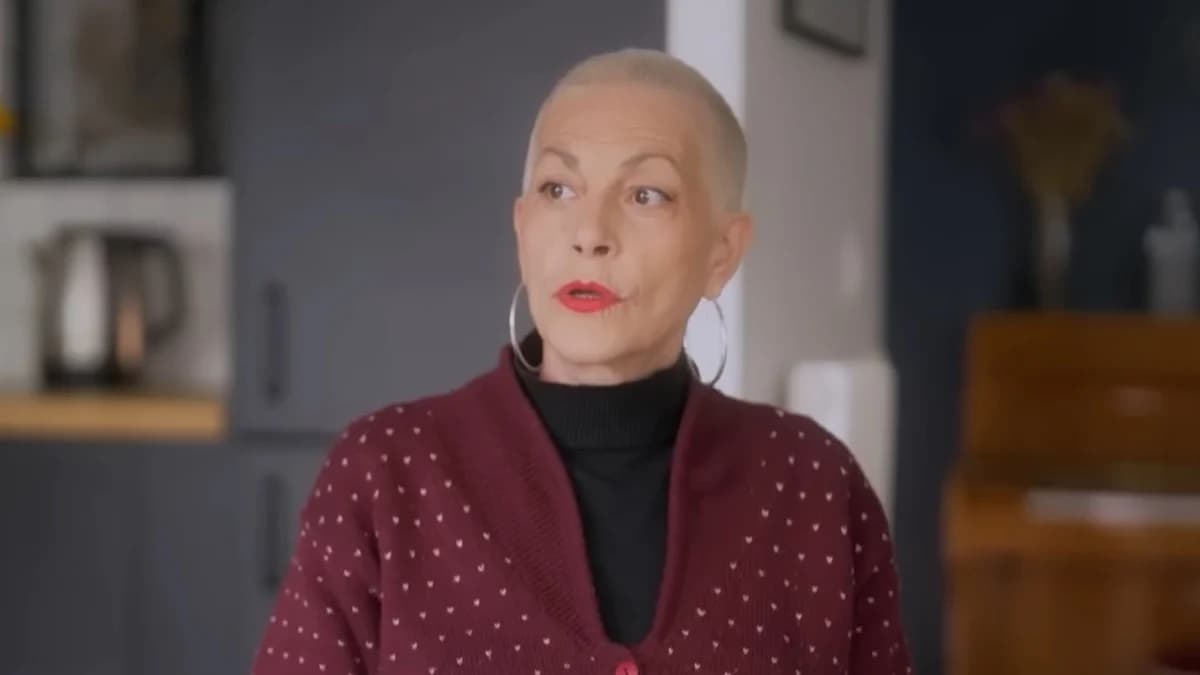 Lio agressée en pleine émission avec un fruit