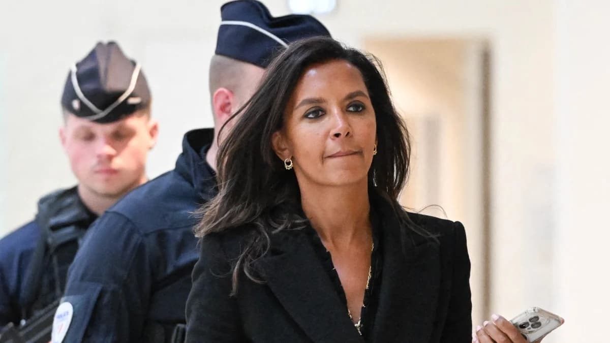 Karine Le Marchand face aux critiques: sa réponse « Je ne vous dis pas »