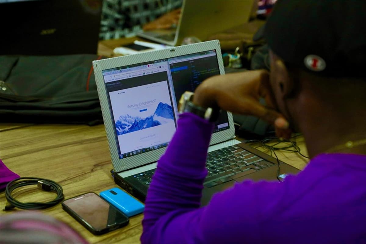 Côte d’Ivoire : 6,5 millions d’euros de la BAD pour soutenir les jeunes entreprises technologiques