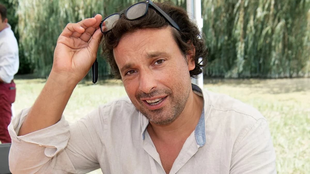 Jean Dujardin a appelé pour revoir des sketchs