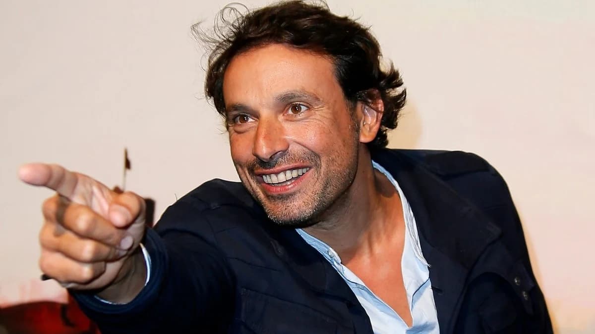 Bernard Montiel rend un hommage inattendu à Bruno Salomone après celui de Jean‑Luc Reichmann