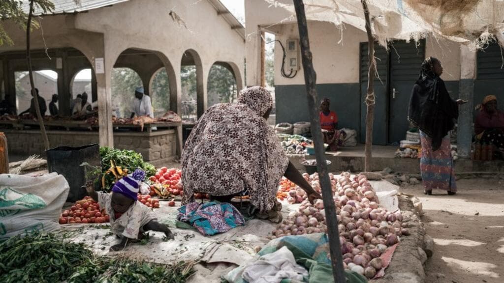 Cameroun : les commerçants du marché Mokolo en colère après la destruction de leurs boutiques