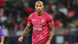 Thierry Henry torse nu à 48 ans, Kylian Mbappé réagit