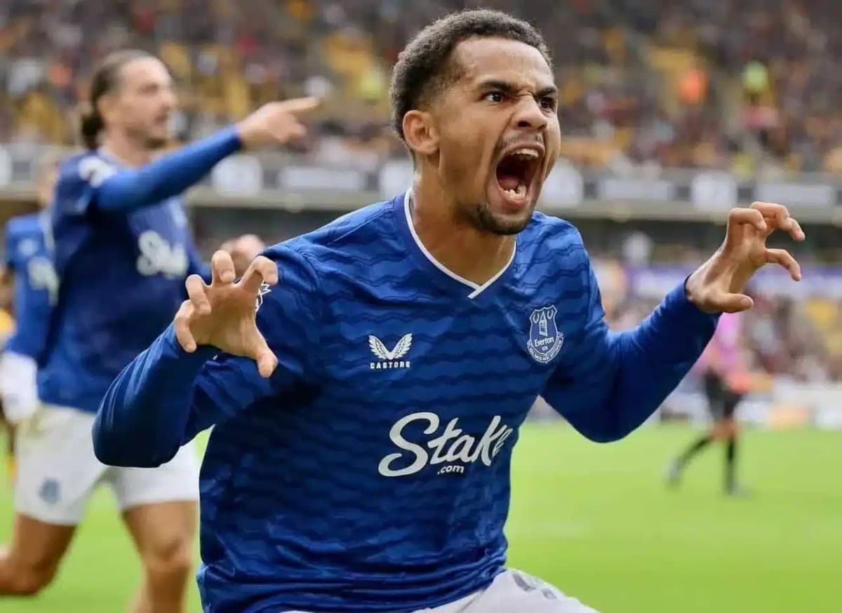 Football : le transfert d’Iliman Ndiaye bloqué en football