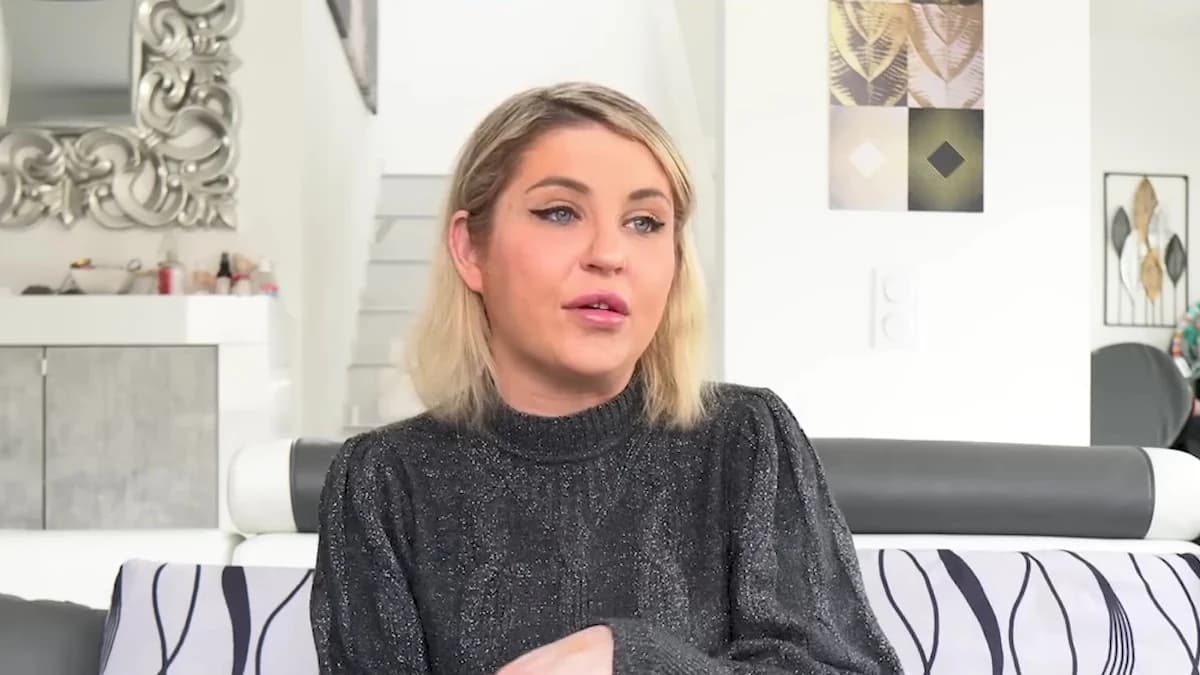 Amandine Pellissard, star du X et maman, choque par ses propos olé olé