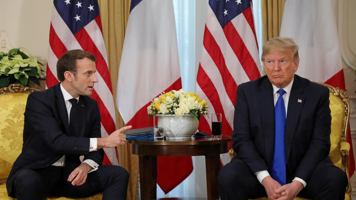 Trump se moque de Macron dans une vidéo et affirme que son épouse le traite mal