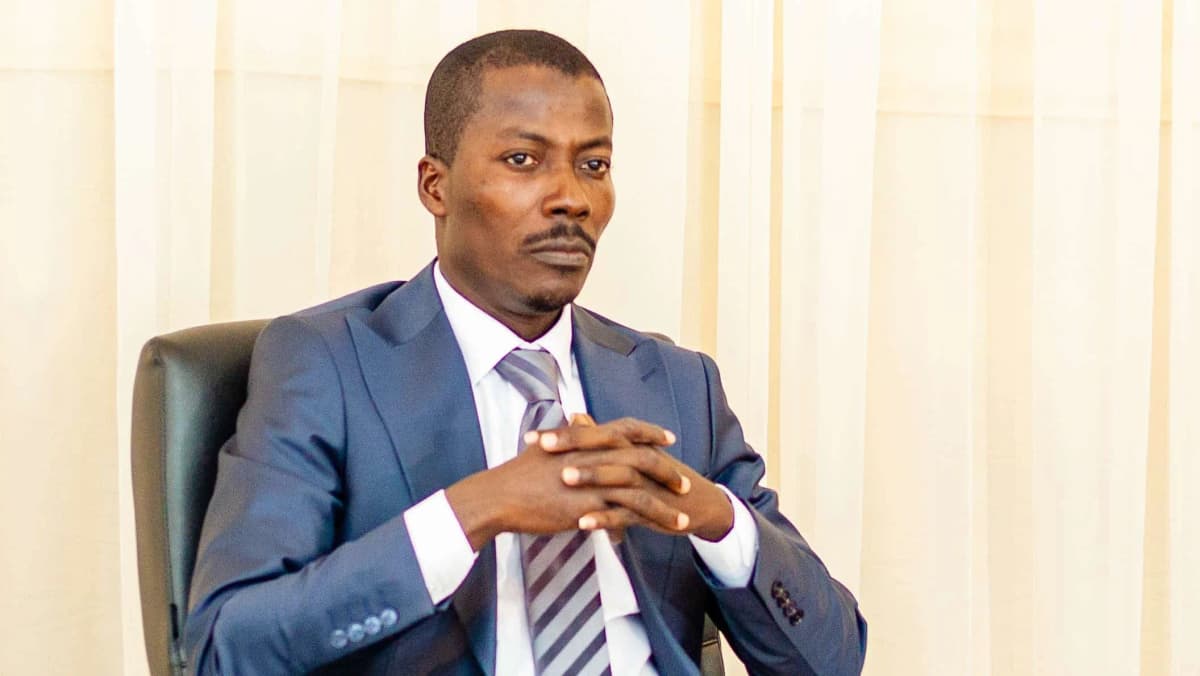 Bénin: l’assistance des « klébé » interdite aux douaniers, le rappel de Léandre Houngbédji