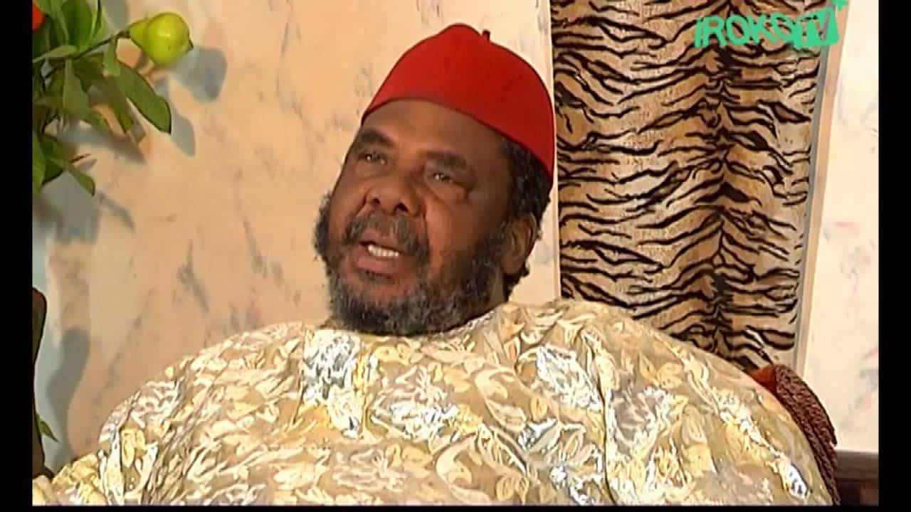 Pete Edochie : un homme rencontre l’acteur nigérian, et tente de prendre la fuite (photo)