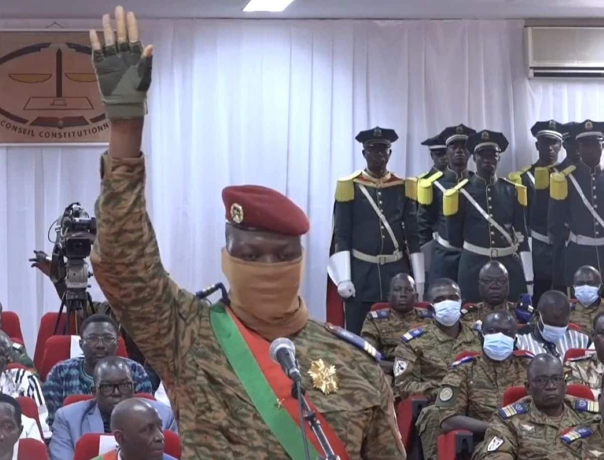Burkina Faso : qui se cache derrière la tentative de coup d’État à 5 milliards