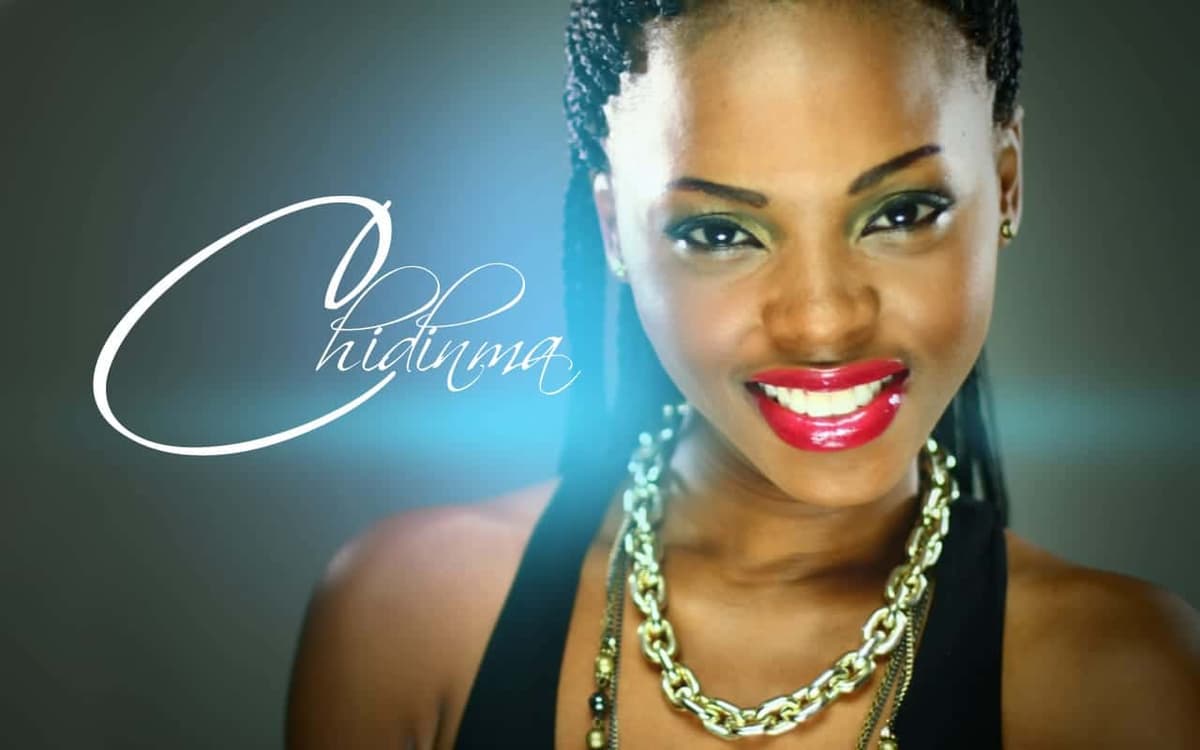 Toujours « vierge », Chidinma lève un coin de voile sur sa vraie relation avec Flavour (vidéo)