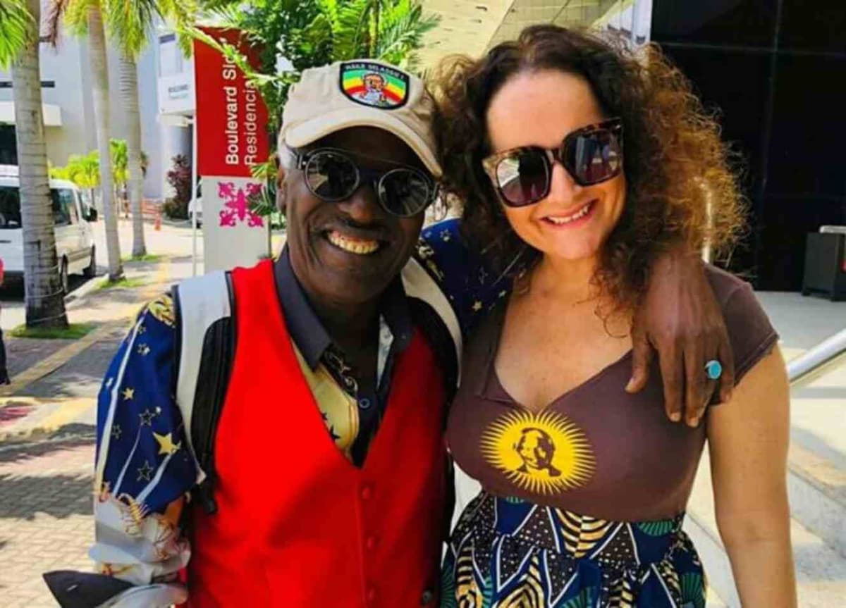 Saint-Valentin : «Â je voulais dribler la fille là à€¦Â », Alpha Blondy à propos de sa femme (photo)