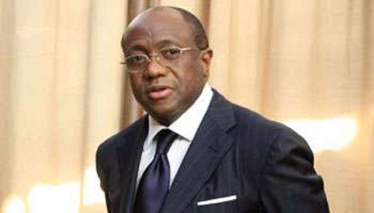 « J’ai payé plus de 500 millions … », Ernest Adjovi revient sur l’arrivée de Chris Brow en Afrique