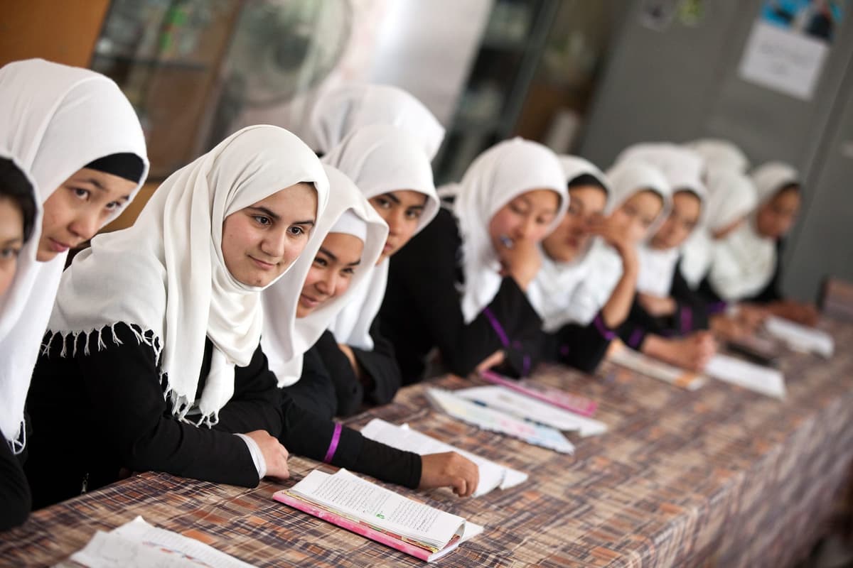 Afghanistan: près de 80 jeunes filles empoisonnées alors qu’elles allaient à l’école