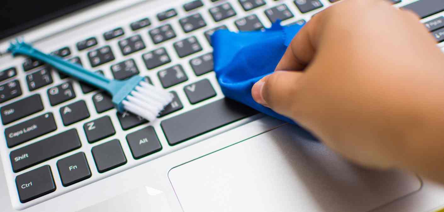 Astuces : 03 techniques pour nettoyer le clavier de son ordinateur